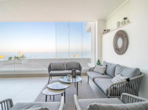 Newly-build luxury apartment with amazing views